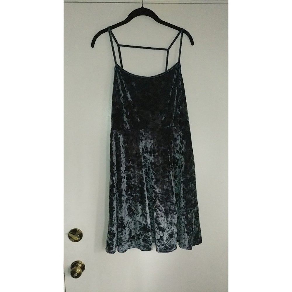 Crushed Velvet Skater Dress💕